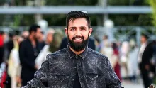  کمتر از یک هفته پس از سفر تاریخی وزیر دفاع عربستان و بهبود روابط تهران و ریاض، صدا و سیمای جبلی_جلیلی، در برنامه درنگ محسن افشانی، وزیر امور خارجه عربستان را تحقیر کرد!