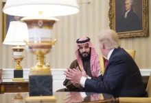 فوری/ المیادین: دونالد ترامپ و محمد بن سلمان، ولیعهد عربستان سعودی، طی یک تماس تلفنی در مورد تحولات منطقه گفت‌وگو کردند.