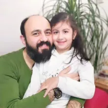 احسان اشراقی و دختر 9 ساله‌اش شهید شدند