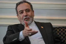  وزیر خارجه ایران در گفت‌وگو با فایننشال تایمز