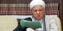 در اطراف بصره، مردم عراق شش نظامی انگلیسی را کشته و هفت نفر را مجروح‌ کردند. علت، اعتراض به تعرض‌ آنها به خانواده‌ها بوده؛ این خبر زلزله‌ای در انگلیس به پا کرده است